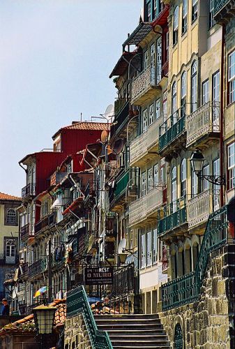 Zdjęcia: nabrzeże, Porto, koronkowe balkony, PORTUGALIA Zdjęcia: nabrzeże, Porto, koronkowe balkony, PORTUGALIA