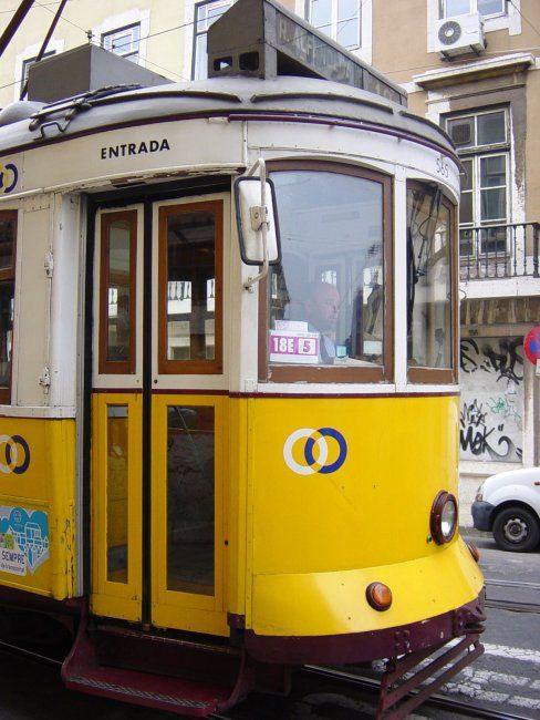 Zdjęcia: Lizbona, Tramwaj, PORTUGALIA Zdjęcia: Lizbona, Tramwaj, PORTUGALIA