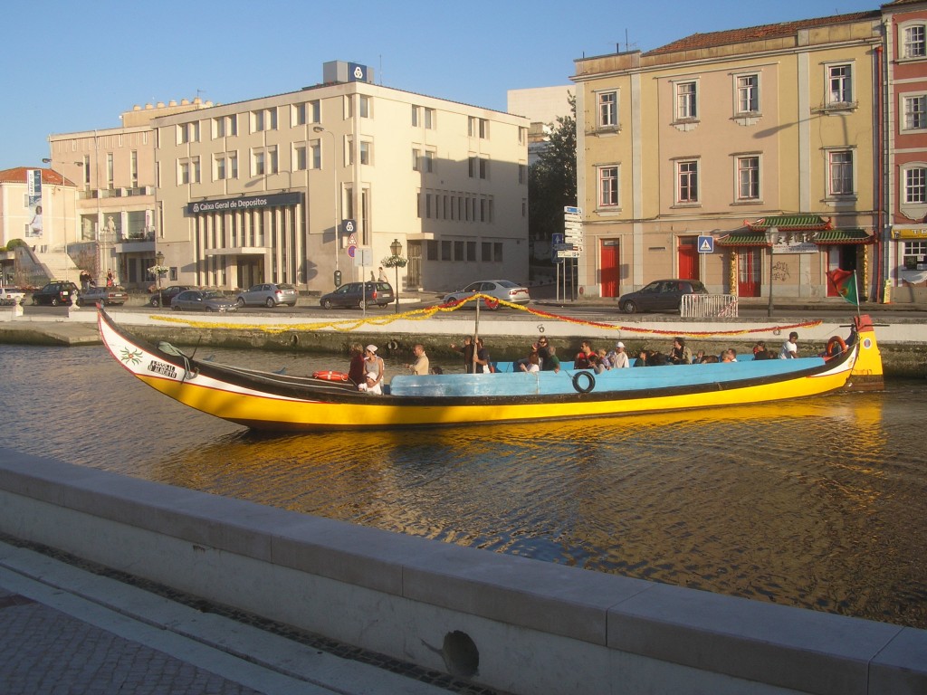 Zdjęcia: AVEIRO, AVEIRO, AVEIRO- GONDOLA , PORTUGALIA Zdjęcia: AVEIRO, AVEIRO, AVEIRO- GONDOLA , PORTUGALIA