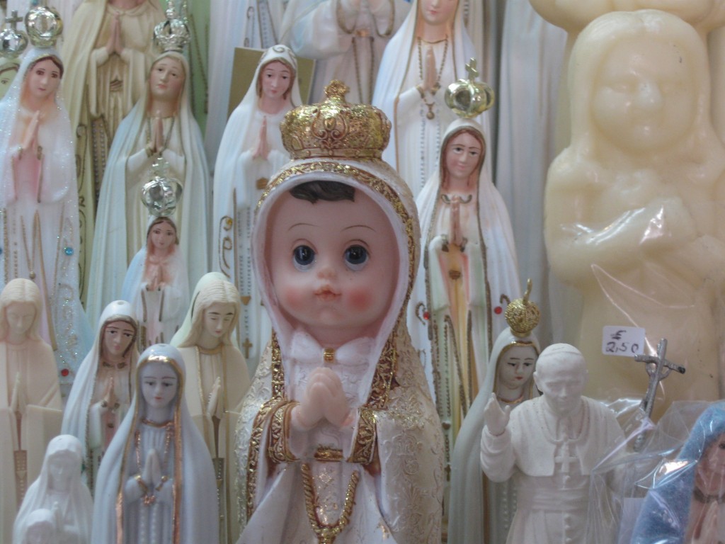 Zdjęcia: Fatima, Portugalia, Netypowy Jezusek, PORTUGALIA Zdjęcia: Fatima, Portugalia, Netypowy Jezusek, PORTUGALIA