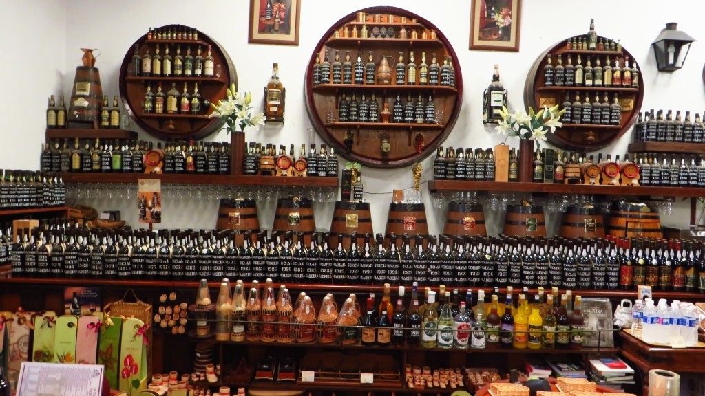 Zdjęcia: Funchal, Madera, winiarnia, PORTUGALIA Zdjęcia: Funchal, Madera, winiarnia, PORTUGALIA