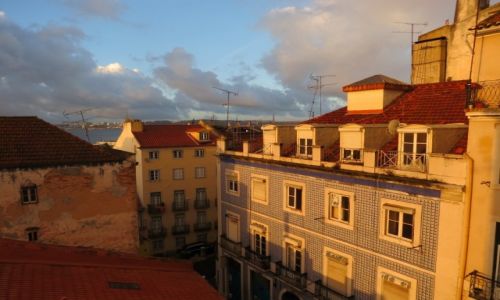 Zdjcie PORTUGALIA / Lizbona / Alfama / Jak dobrze wsta skoro wit...