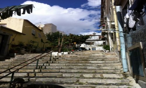 PORTUGALIA / Lisboa / Mouraria / Uliczki, uliczki Lizbony