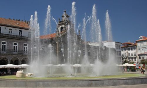 Zdjcie PORTUGALIA / Minho / Braga / Troch wody dla ochody
