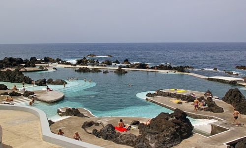 Zdjcie PORTUGALIA / Madera / Porto Moniz / Naturalne baseny skalne