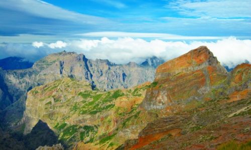 Zdjecie PORTUGALIA / Pico do Arieiro / Madera / Spacer w chmurach