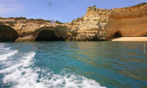 Zdjecie PORTUGALIA / Algarve / Benagil,Lagoa / Wodnymi szlakami po oceanicznych jaskiniach