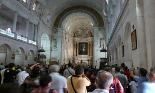 Zdjecie PORTUGALIA / Portugalia / Lizbona / Otarz bazyliki w Fatimie