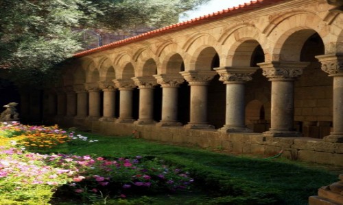 Zdjecie PORTUGALIA / Dystrykt Braga / Guimarães / W ogrodzie