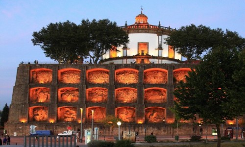 Zdjcie PORTUGALIA / Porto / Vila Nova de Gaia / Iluminacja