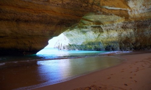 Zdjcie PORTUGALIA / Algarve / Benagil / -grota Algar de Benagil -