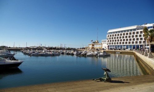 Zdjecie PORTUGALIA / algarve / Faro  /  - syrenka z Faro  -