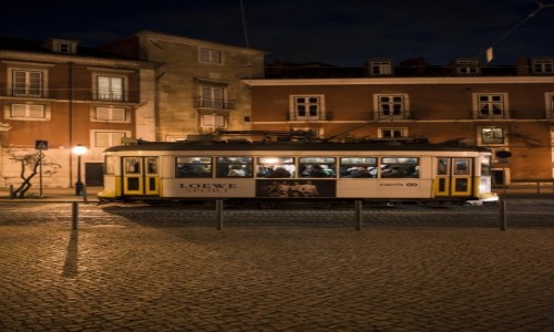 Zdjcie PORTUGALIA / Lizbona / centrum  / czekajc