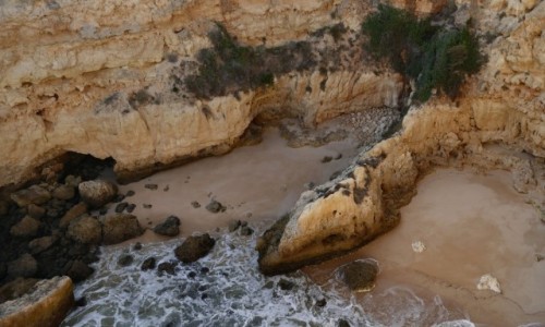 Zdjcie PORTUGALIA / Algarve / Porches / moesz tu znale atwo prywatn plae wrd ska