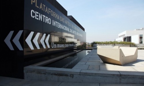 Zdjcie PORTUGALIA / Dystrykt Braga / Guimarães  / Midzynarodowe Centrum Sztuki