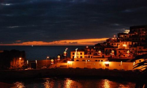 Zdjęcie PORTUGALIA / Madera / Camara de Lobos  / Camara de Lobos - sun set