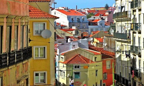 Zdjecie PORTUGALIA / - / Lizbona / Kolory Lizbony