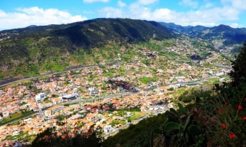 Zdjcie PORTUGALIA / Madera / Machico / panorama miasta z Pico do Facho