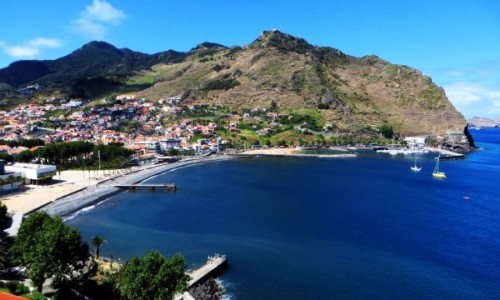 Zdjcie PORTUGALIA / Madera / Machico / panorama zatoki