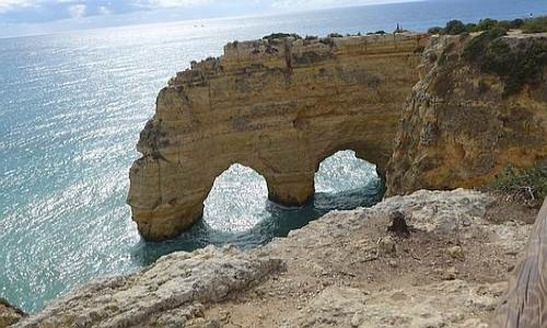 Zdjcie PORTUGALIA / Algarve / Praia da Marinha / Wybrzee Atlantyku