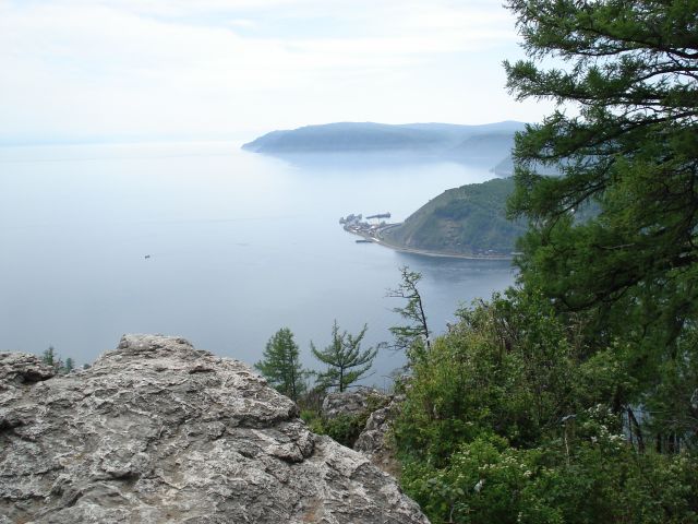 Zdjęcia: Listwianka, Irkucka Oblast, Port Bajkał z Kamienia Czerskiego, ROSJA Zdjęcia: Listwianka, Irkucka Oblast, Port Bajkał z Kamienia Czerskiego, ROSJA