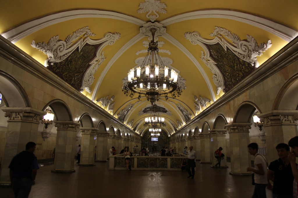 Zdjęcia: Hal stacji metra, Moskwa, Komsomolskaya, ROSJA Zdjęcia: Hal stacji metra, Moskwa, Komsomolskaya, ROSJA