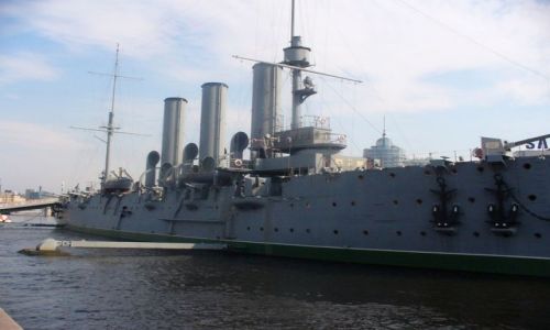 Zdjcie ROSJA / miasto -sankt Petersburg / port / Krownik Aurora