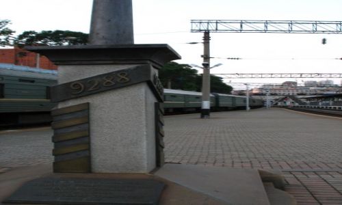 Zdjęcie ROSJA / - / Wladywostok / Wladywostok - końcowa stacja Transsibu