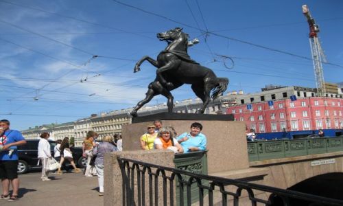 Zdjecie ROSJA / - / Petersburg / Petersburg  Rzeba na mocie aniczkowskim