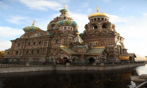 Zdjecie ROSJA / Sankt Petersburg / Sankt Petersburg / Sobr Zmartwychwstania Paskiego, widok od ulicy