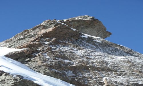 Zdjecie ROSJA / Kaukaz / Dolina Bezingi / andarm 