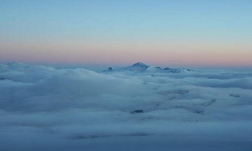 Zdj�cie ROSJA / Kaukaz / W drodze na Elbrus / Poranek