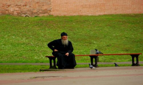 Zdjęcie ROSJA / Novogrocki Rejon / Novogrocki Rejon / Na ławeczce