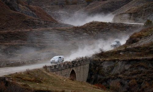 Zdjecie ROSJA / pn. Kaukaz / Dagestan / Kaukaskie wertepy