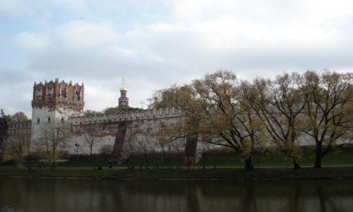 Zdjcie ROSJA / Moskwa / Moskwa / Na czasie (2)
