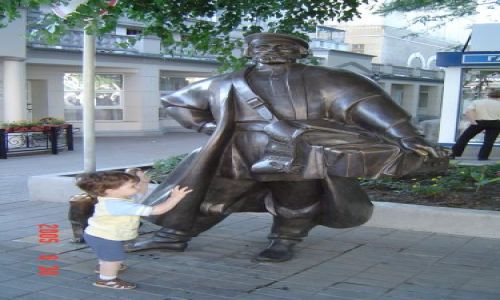 Zdjęcie ROSJA / -OBŁAST ROSTOWSKA / ROSTOW / JA CHCE BYĆ DUŻY