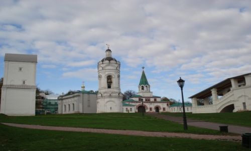 Zdjcie ROSJA / Moskwa / Moskwa / Koomienskoje (3)
