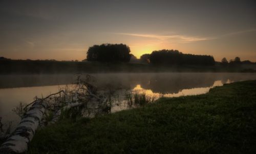 Zdjcie ROSJA / wsch. Rosja / wsch. Rosja / Wstaje dzie...