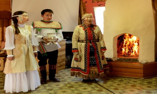 Zdjcie ROSJA / Jakucja / Honnu / Powitanie