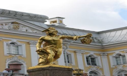 Zdjęcie ROSJA / Peterhof / brak / zwyciestwo