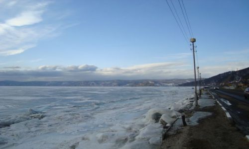 Zdjęcie ROSJA / Syberia / Listvianka / Bajkał jeszcze śpi