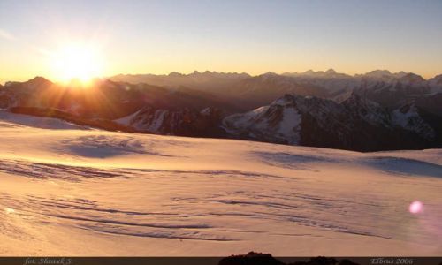 Zdjcie ROSJA / Kaukaz / Elbrus / Zachd nad Kaukazem