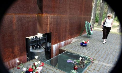 Zdjęcie ROSJA / - / Miednoje. / Ku przestrodze i pamięci.