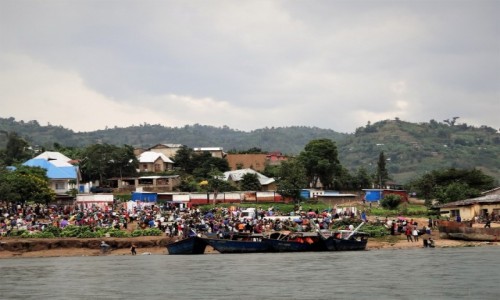 Zdjcie RUANDA / Cz zachodnia  / Jezioro Kivu / Targ rybny