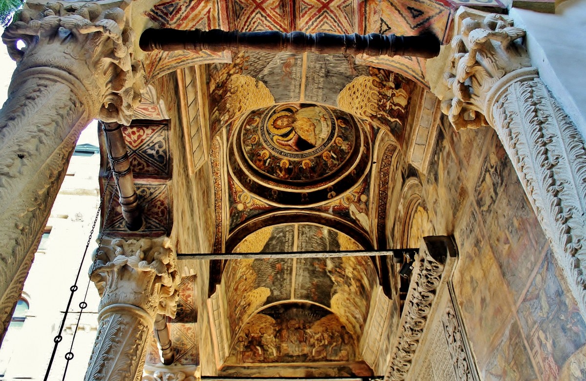 Zdjęcia: Bukareszt, Wołoszczyzna, Kościół Stavropoleosa z 1724 roku, RUMUNIA Zdjęcia: Bukareszt, Wołoszczyzna, Kościół Stavropoleosa z 1724 roku, RUMUNIA