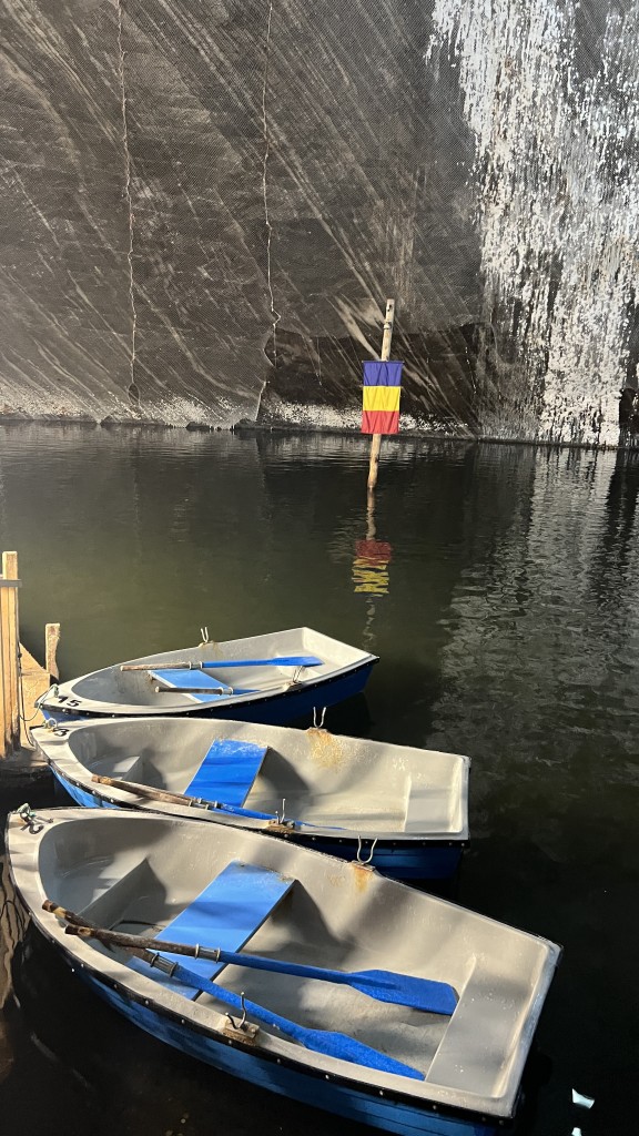 Zdjęcia: Rumunia , Okręg Kluż, Jezioro w Kopalni Salina Turda, RUMUNIA Zdjęcia: Rumunia , Okręg Kluż, Jezioro w Kopalni Salina Turda, RUMUNIA