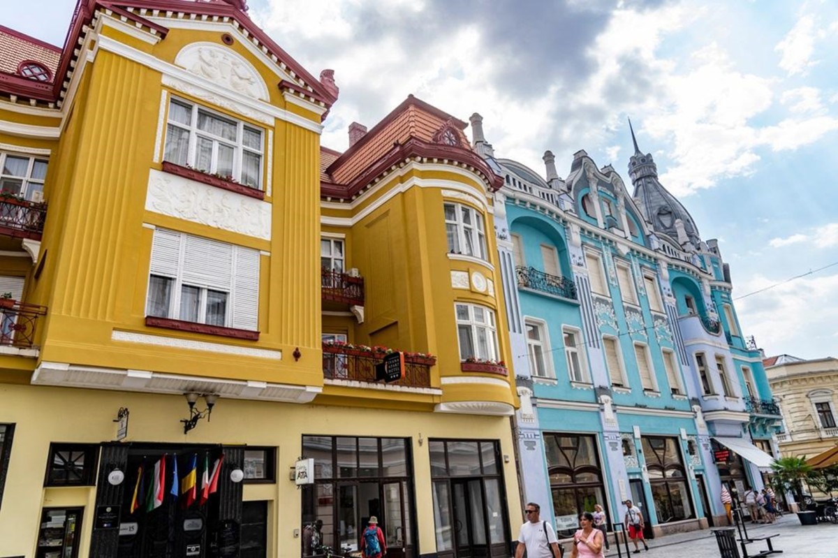 Zdjęcia: ., ., Oradea – secesyjna perła, słynąca z unikalnej architektury, RUMUNIA Zdjęcia: ., ., Oradea – secesyjna perła, słynąca z unikalnej architektury, RUMUNIA