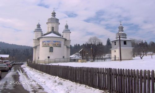 Zdjęcie RUMUNIA / Mołdawia / OKOLICE Manastirea Neamt  / CERKIEW VOVIDENIA