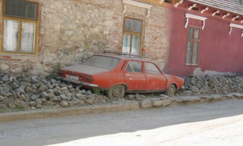 Zdjecie RUMUNIA / Siedmiogrd / Alba Iulia / Samochd 