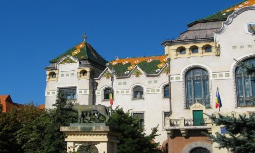 Zdjecie RUMUNIA / Transylwania / Targu Mures / Magistrat i wilczyca kapitoliska